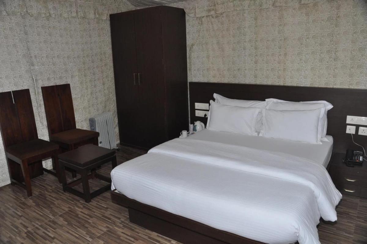 Neelkanth'S Bagar Inn Resort Jhunjhunu Екстериор снимка