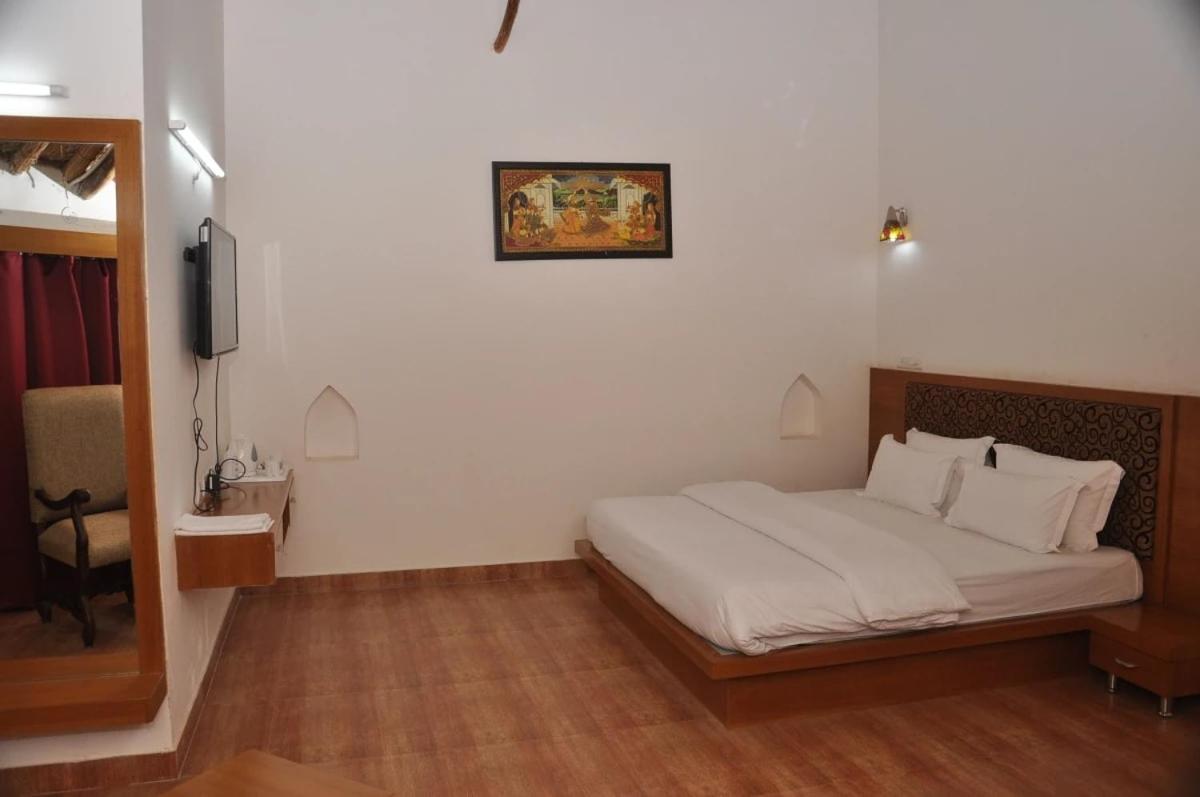 Neelkanth'S Bagar Inn Resort Jhunjhunu Екстериор снимка