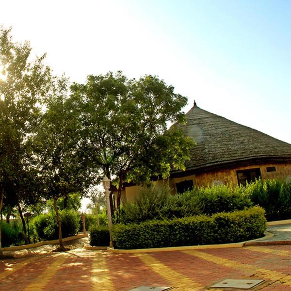 Neelkanth'S Bagar Inn Resort Jhunjhunu Екстериор снимка